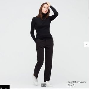 UNIQLO Extra Fine Merino Ribbed Turtleneck Sweater